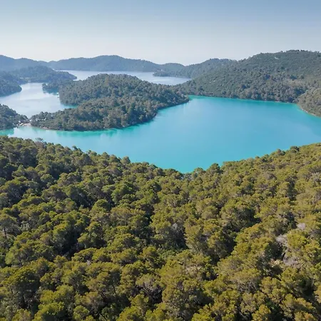 Pavla Πανσιόν Goveđari